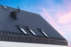 A Homeowner's Quick Guide to Metal and Shingle Roofs